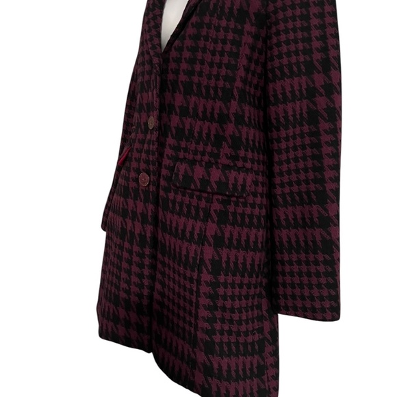 Merona | Wool Blend Coat| Houndstooth Pattern | Burgundy and Black - Picture 3 of 6